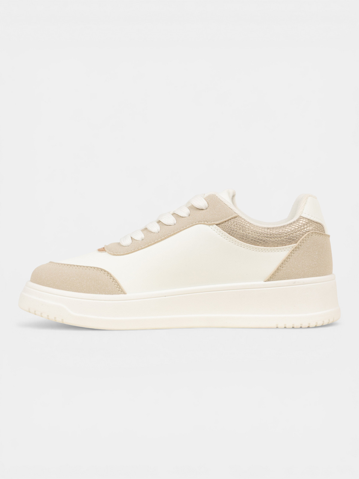 Basket détail doré femme blanc (37-42) Basket détail doré femme blanc (37-42)
