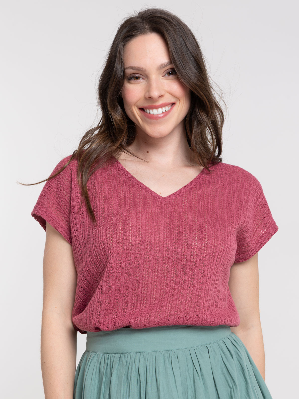 Tee-shirt col V maille ajourée femme Tee-shirt col V maille ajourée femme