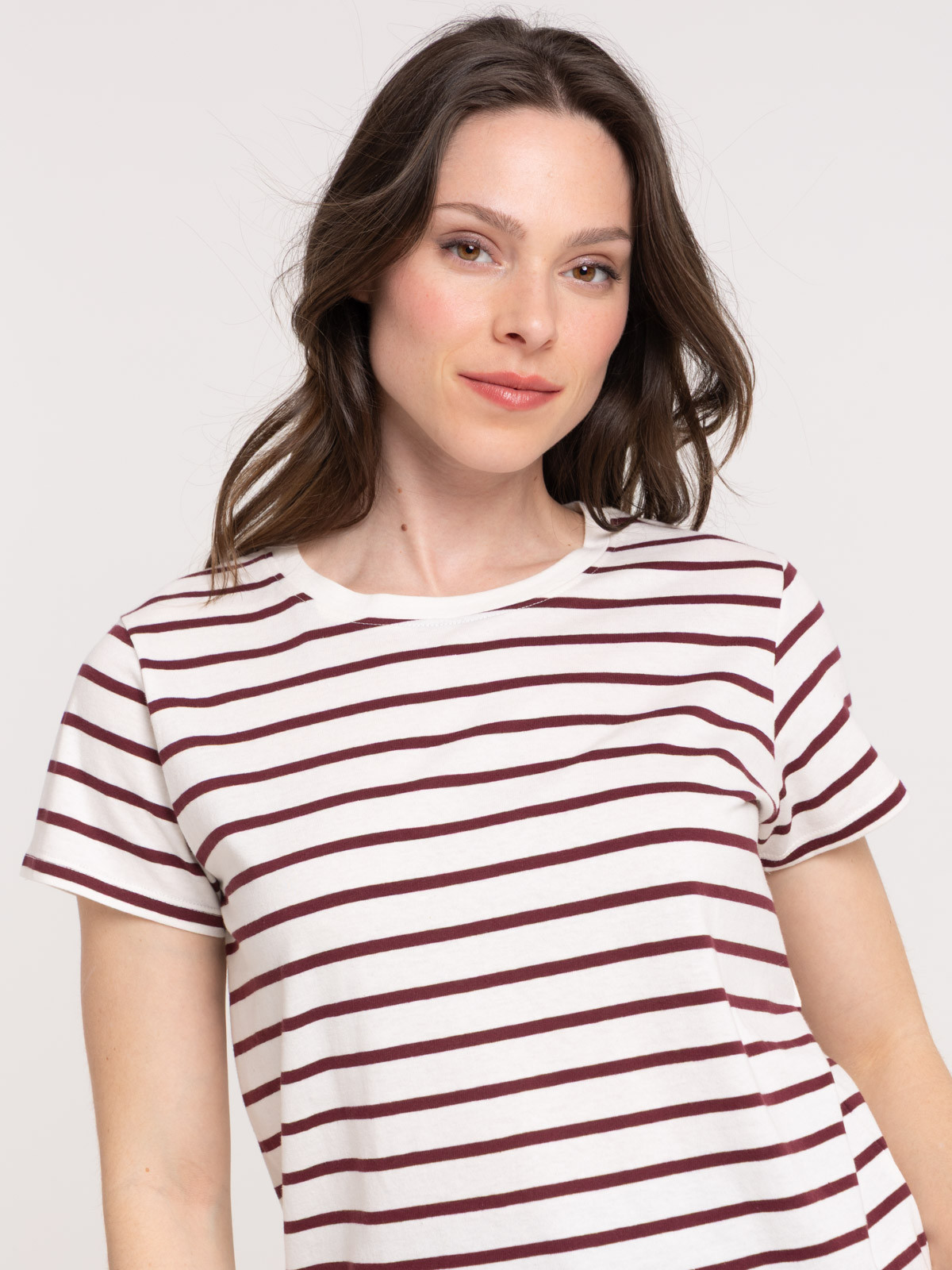 Tee-shirt écru rayé bordeaux femme Tee-shirt écru rayé bordeaux femme