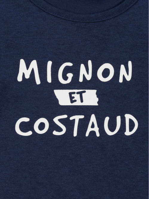 T-shirt mignon et costaud...