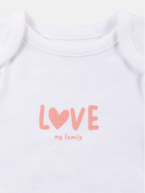 Lot 3 bodies love family...