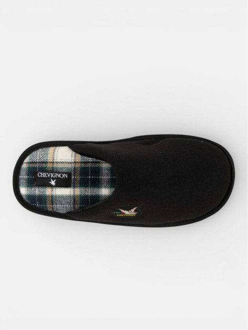 Chausson noir Chevignon...