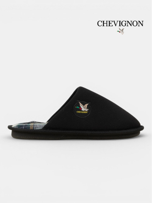 Chausson noir Chevignon...