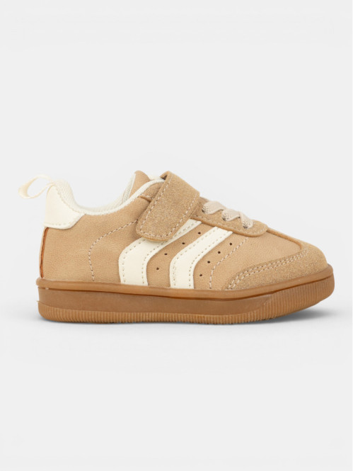 Baskets basses beiges...