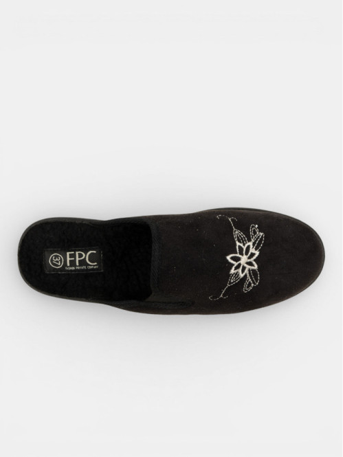 Chaussons broderie fleur...
