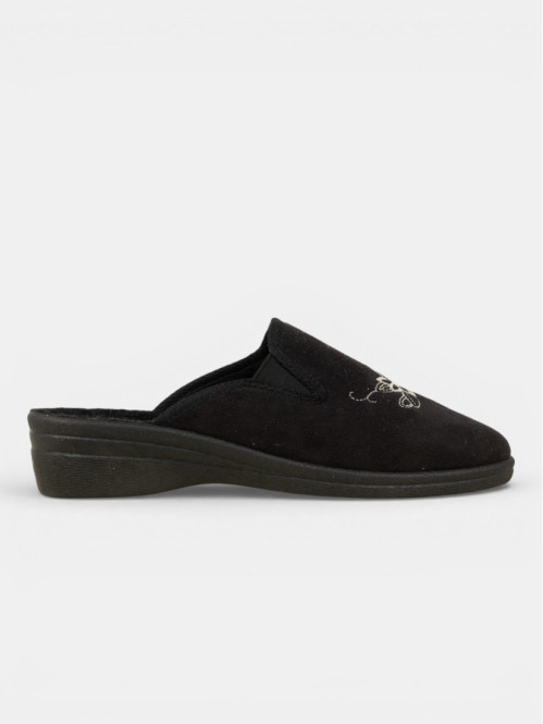 Chaussons broderie fleur...