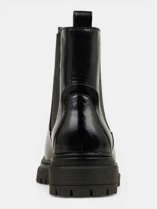 Bottines noires plates...