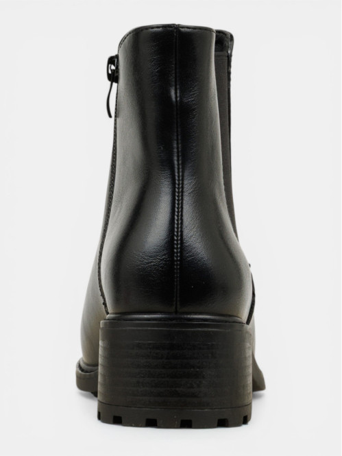Bottines noires zippées...