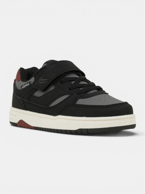 Baskets noires garçon (31-39)