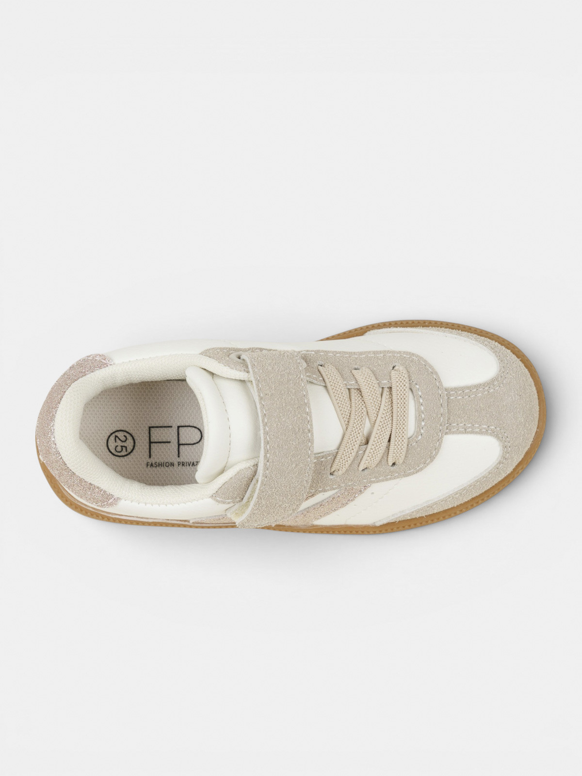 Baskets blanches scratch fille (24-30) Baskets blanches scratch fille (24-30)