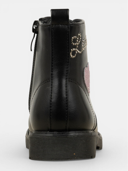 Bottines noires coeurs...