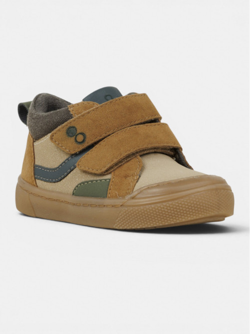 Baskets marrons scratchs...