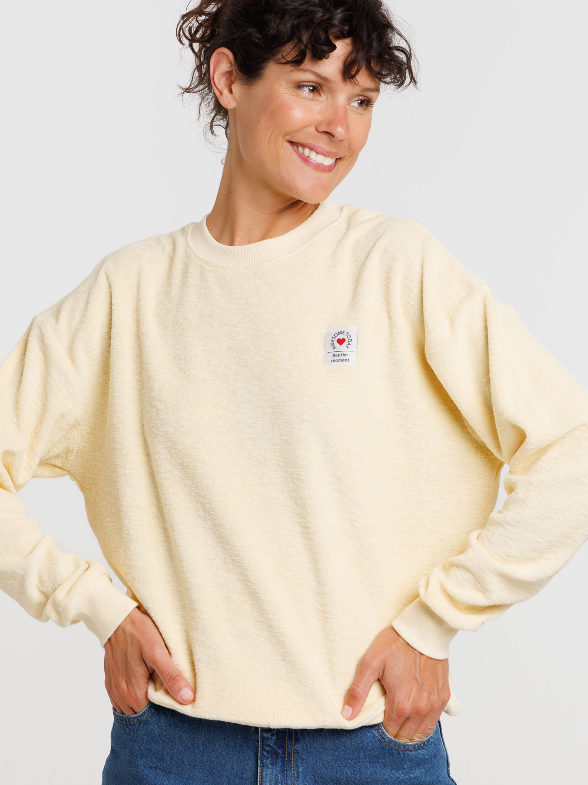 Sweat matière éponge vanille femme Sweat matière éponge vanille femme