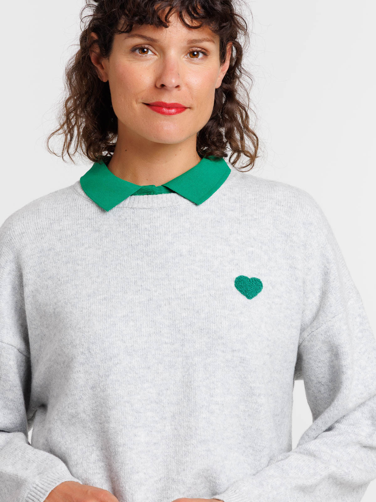 Pull message brodé gris chiné femme Pull message brodé gris chiné femme