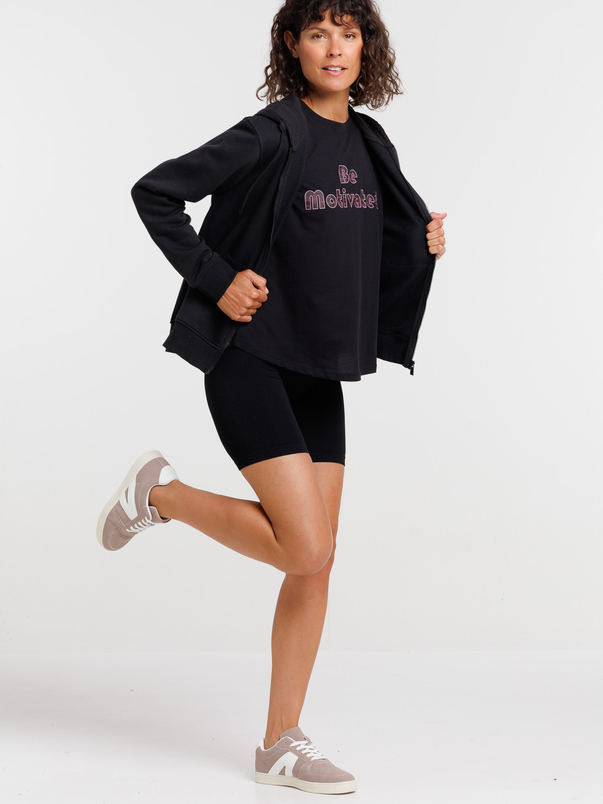 Cycliste noir be motived femme