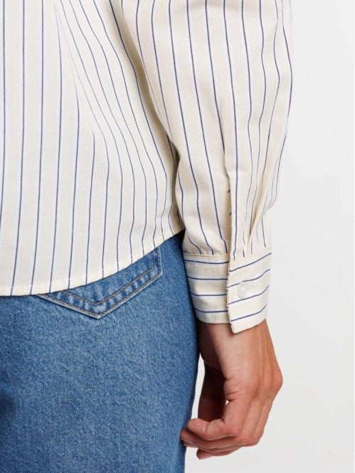 Chemise manches longues...