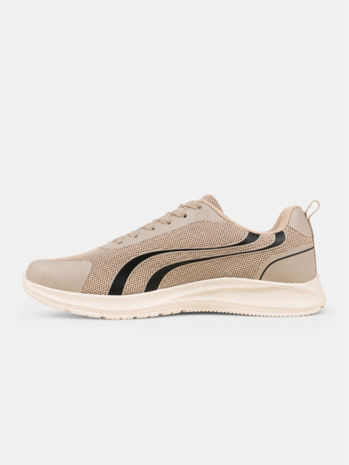 Baskets de sport beige...