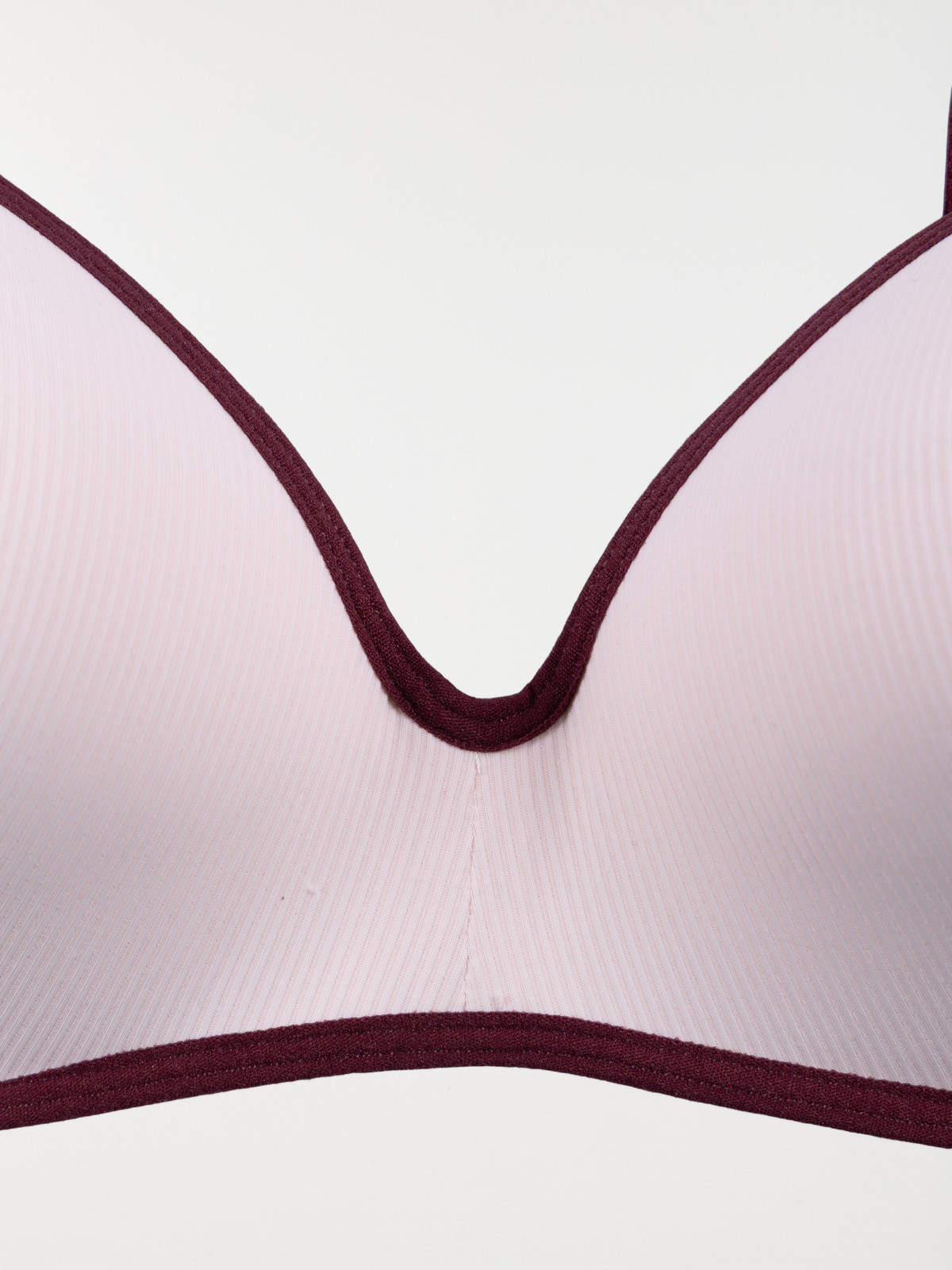 Lot de 2 soutien-gorge femme (85B-95E) Lot de 2 soutien-gorge femme (85B-95E)