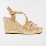 SANDALES & NUS PIEDS