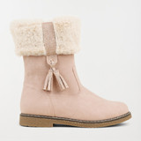 BOOTS & BOTTINES & BOTTES